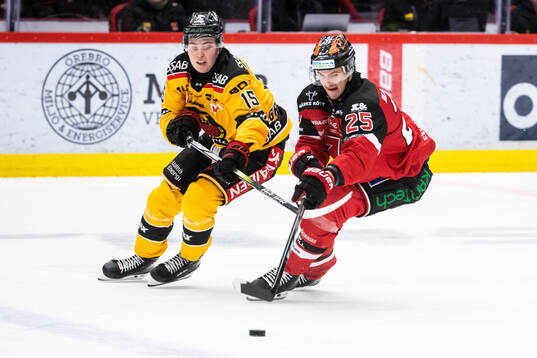 Luleås David Granberg och Örebros Philip Holm