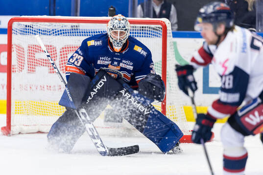 Växjös målvakt Emil Larmi