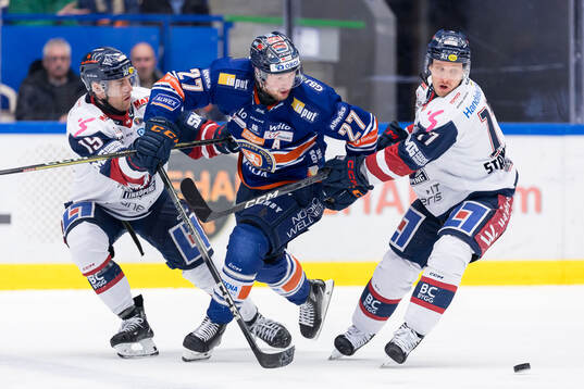 Linköpings Patrick Russell och Växjös Martin Lundberg