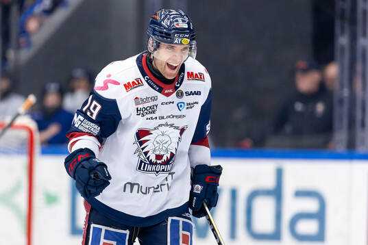 Linköpings Patrick Russell deppar