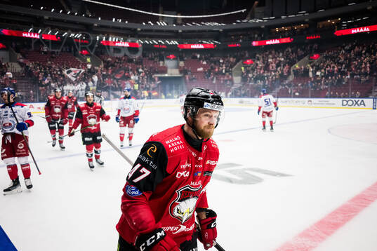 Malmö Redhawks Joakim Ryan jublar