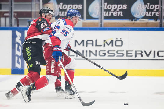 Malmö Redhawks Fredrik Händemark och Oskarshamns Nick