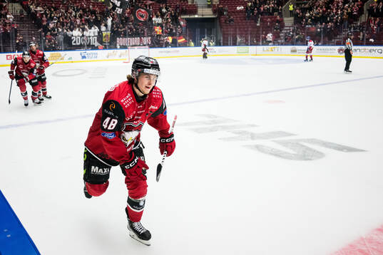Malmö Redhawks Lauri Pajuniemi jublar