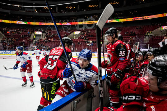 Malmö Redhawks Albert Sjöberg och Oskarshamns David