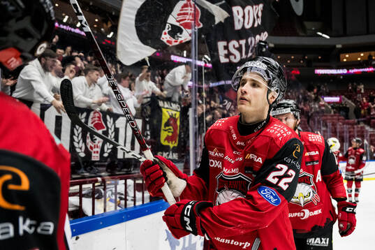 Malmö Redhawks Janne Kuokkanen jublar