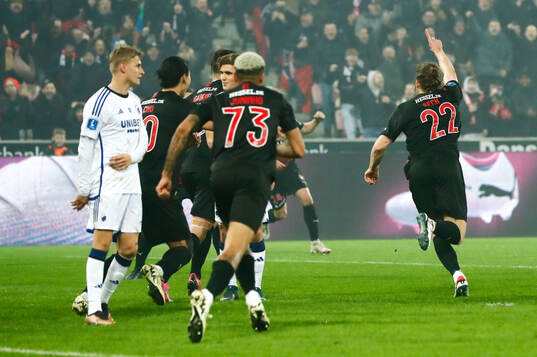 Players Midtjylland celebrate 1-0