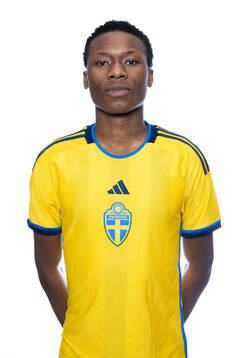 Joffrey Ngambaka Nguba poserar för ett porträtt
