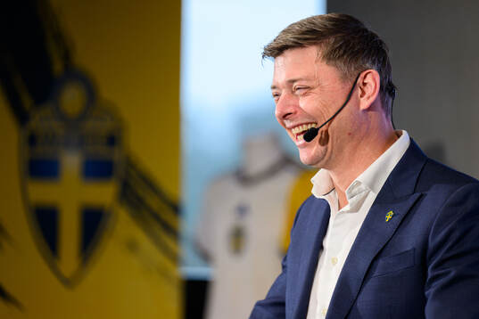 Head coach Jon Dahl Tomasson of the Swedish national