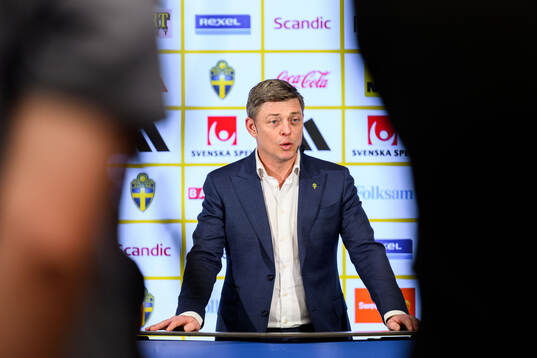 Head coach Jon Dahl Tomasson of the Swedish national