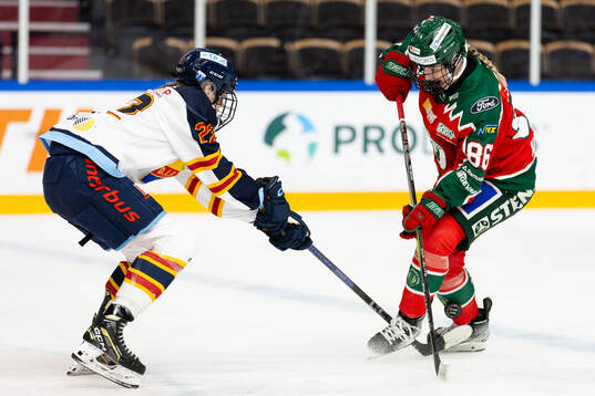 Djurgårdens Tereza Plosova och Frölundas Tuva Kandell