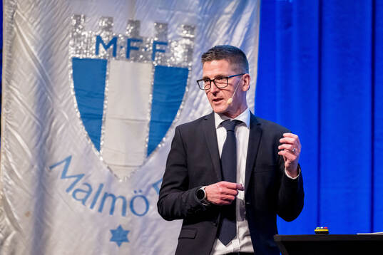Nicklas Wigren, Ekonomichef