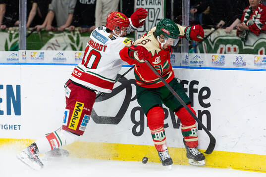 MoDos David Bernhardt och Frölundas Erik Thorell