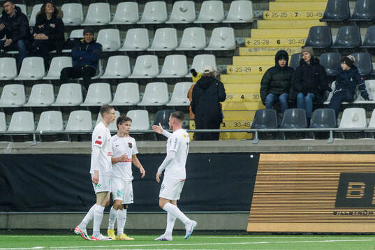 Brommapojkarnas Wilmer Odefalk jublar