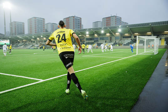 BK Häckens Amor Layouni