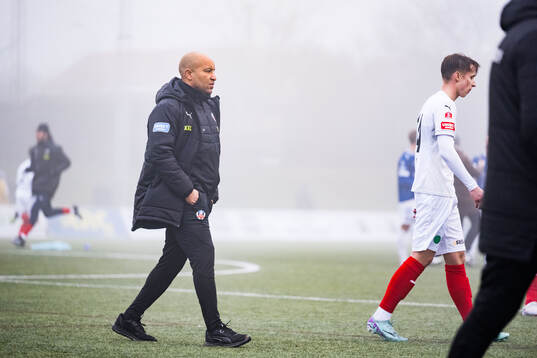 Helsingborgs tränare Kleber Saarenpää deppar
