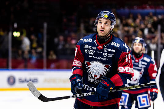 Linköpings Patrick Russell julbar