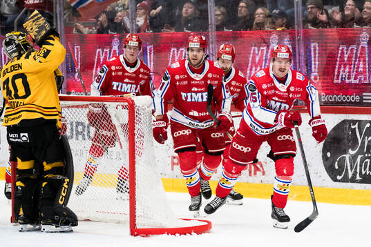 Timrås Panu Mieho jublar