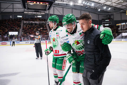 Rögles Brandon Davidson utgår skadad