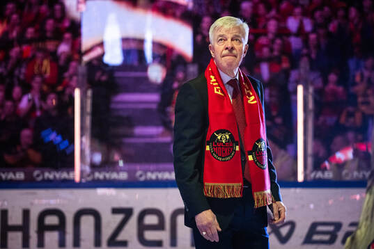 Torbjörn Köhler hyllas