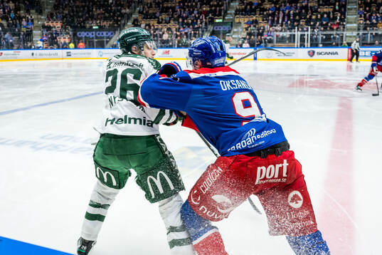Färjestads Joel Nyström och Oskarshamns Ahti Oksanen