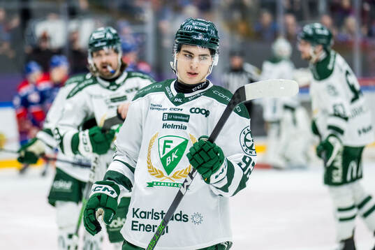 Färjestads Liam Öhgren deppar