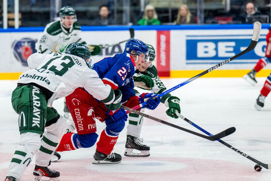 Färjestads Joel Kellman och Oskarshamns Gustaf Westlund