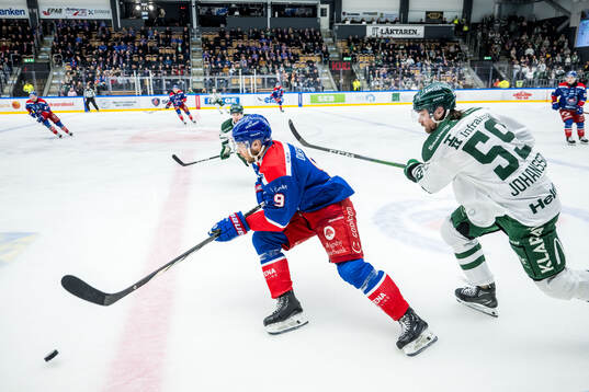 Oskarshamns Ahti Oksanen och Färjestads Linus Johansson