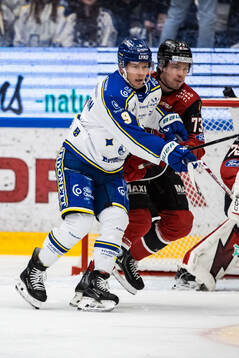 Leksands Patrik Zackrisson och Malmö Redhawks Adam Ollas