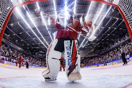 Malmö Redhawks målvakt Daniel Marmenlind deppar