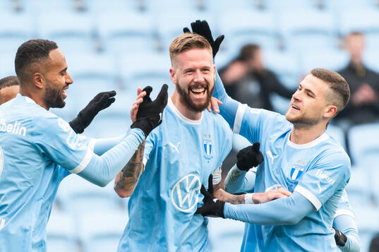 Malmö FFs Pontus Jansson jublar