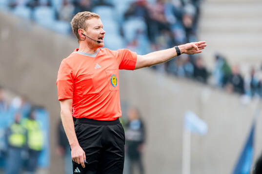 Domare Fredrik Klitte