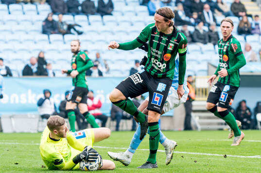 Varbergs målvakt Fredrik Andersson och Olle Edlund