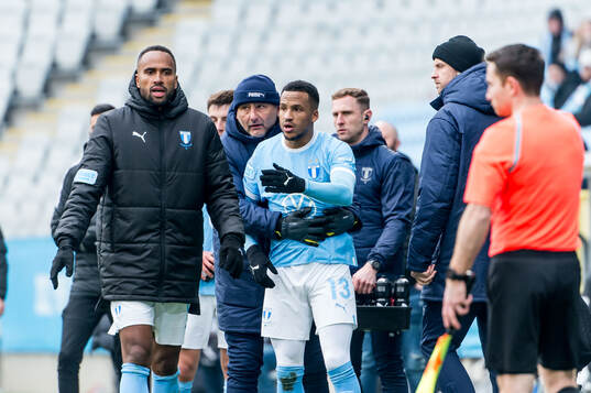 Malmö FFs Martin Olsson deppar