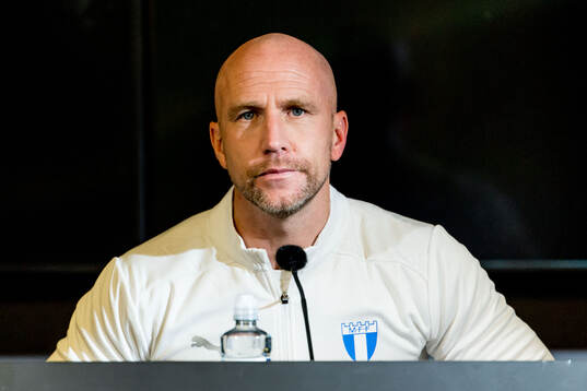 Malmö FFs tränare Henrik Rydström på en presskonferens