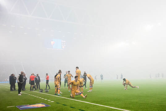 Spelavbrott på grund av rök från pyroteknik
