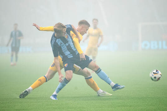 Djurgårdens Oskar Fallenius och IFK Göteborgs Oscar Wendt