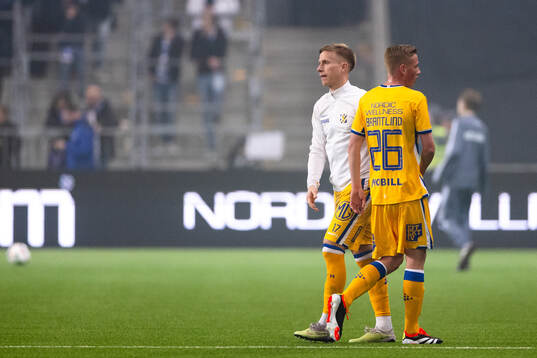 IFK Göteborgs Oscar Wendt och Benjamin Brantlind  deppar