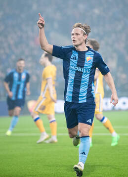 Djurgårdens Tobias Gulliksen jublar