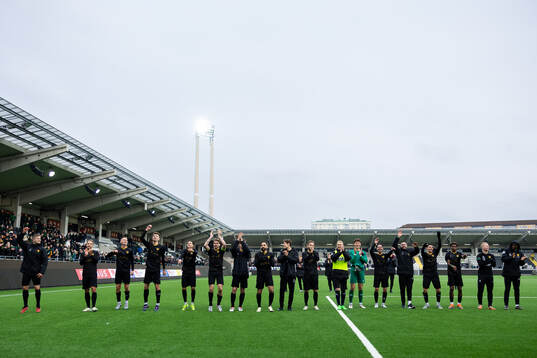GAIS spelare jublar