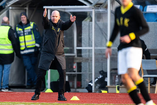 AIKs tränare Henning Berg