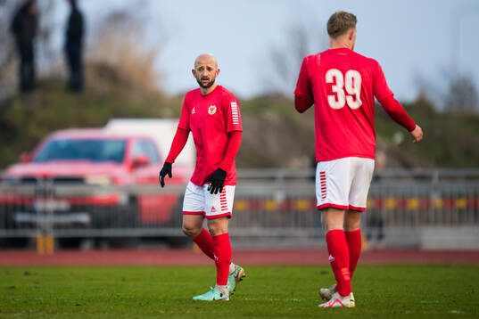 Kalmars Robert Gojani och Lars Saetra deppar