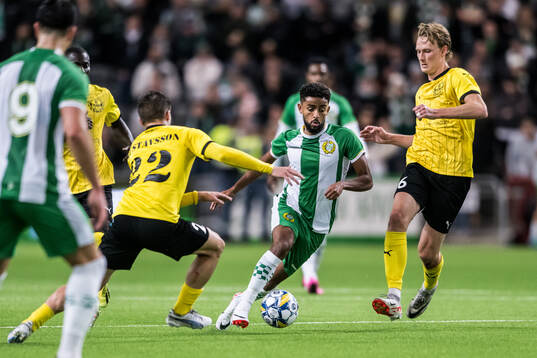 Hammarbys Tesfaldet Tekie mot Mjällbys Jesper Gustavsson