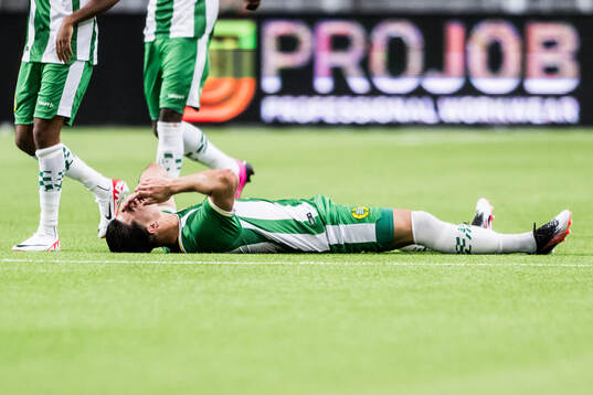 Hammarbys Jusef Erabi deppar