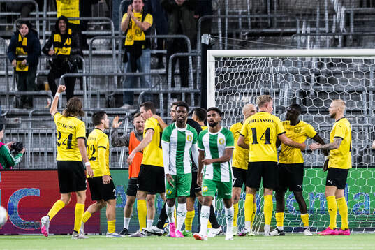 Mjällbys Jacob Bergström jublar