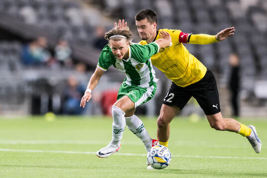 Hammarbys August Mikkelsen och Mjällbys Jesper Gustavsson