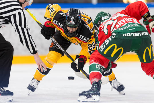 Luleås Emma Nordin och Frölundas Michelle Karvinen