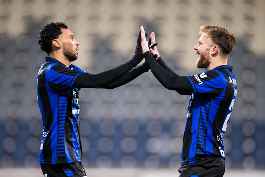 Sirius Joakim Persson och Dennis Widgren jublar