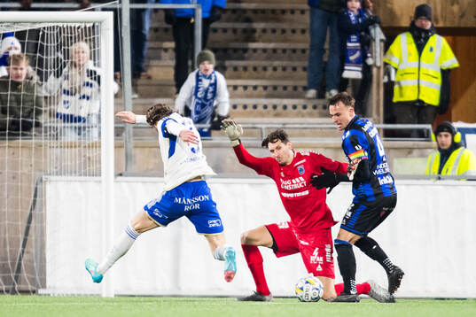 IFK Norrköpings Christoffer Nyman mot Sirius målvakt