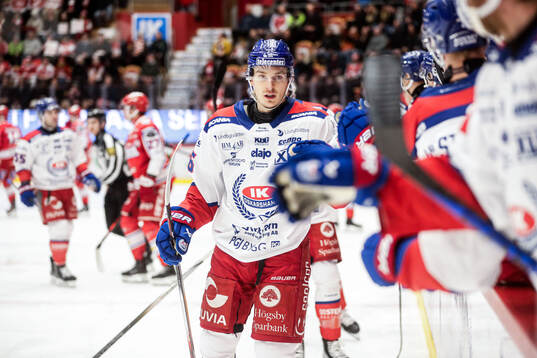 Oskarshamns Lukas Jasek jublar