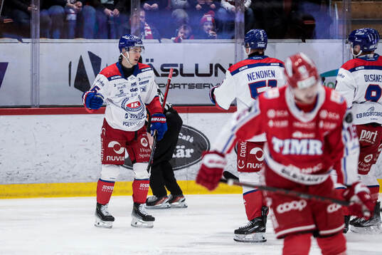Oskarshamns Lukas Jasek jublar